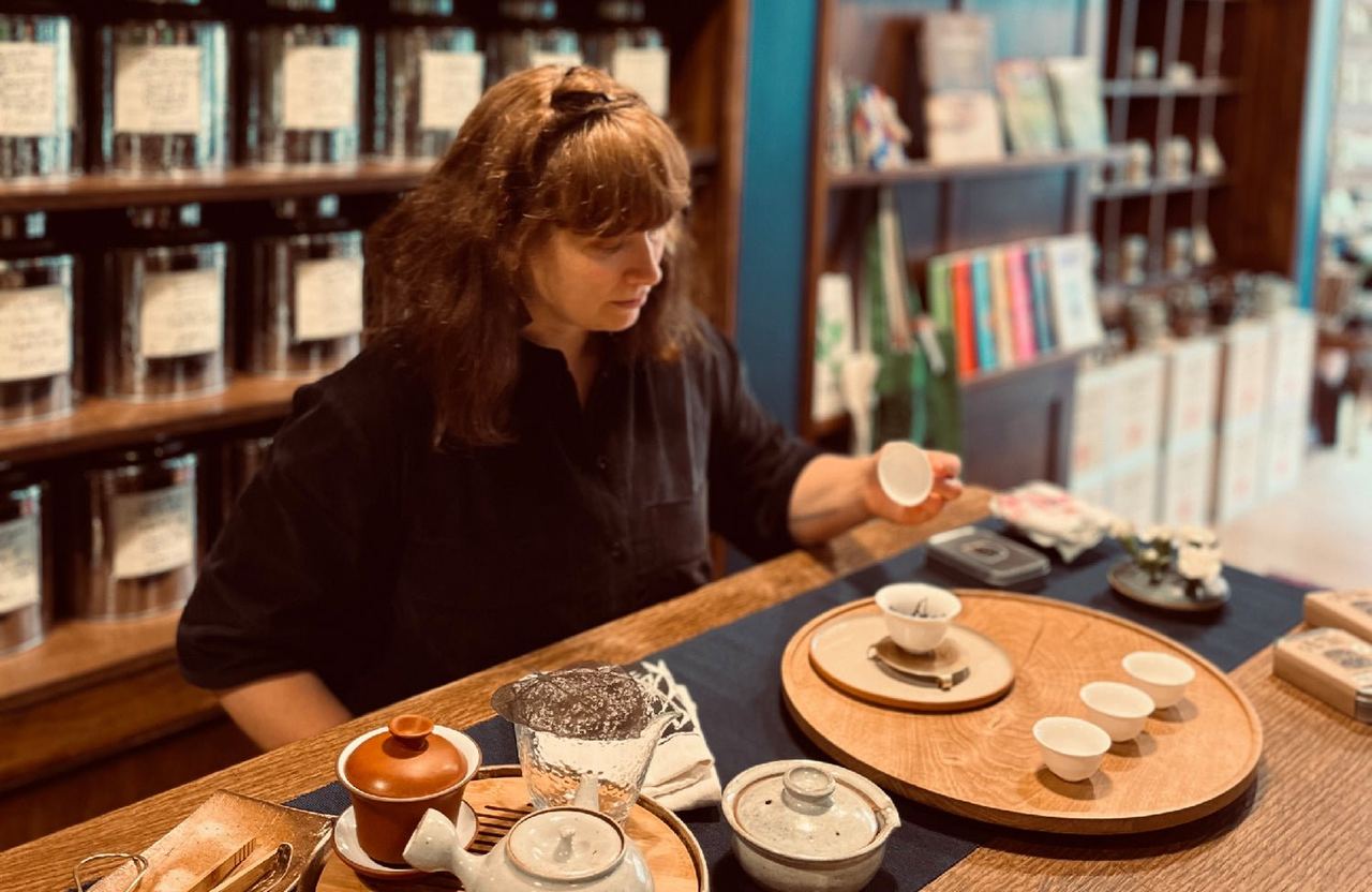 Tea vessels arranged for a tasting in the shop